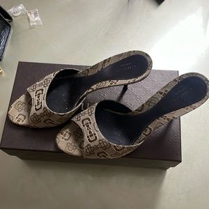 Gucci sandals